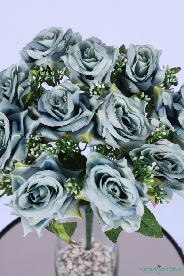 Tomurcuk Detaylı Yapay Gül Demeti Yeşil 12 Dal - 3